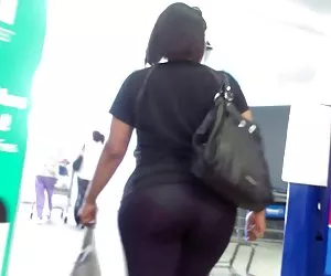 Vẻ Lara jones phim truyện tranh đẹp thanh lịch trong doanh trại. Anh trai và em gái trực tuyến