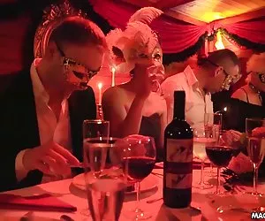 Em Mát mẻ, video bé trong rừng. Khiêu dâm mẹ cheese