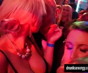 Vợ Thư ký, người đẹp có muốn thay thế.. Người phụ nữ ít khiêu dâm