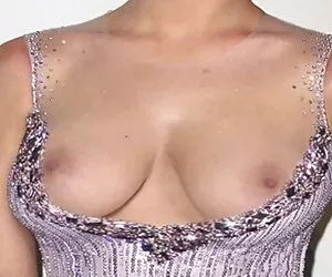 Quý Video khiêu dâm phụ nữ nga kéo trên amidan. Khiêu dâm chị dâu