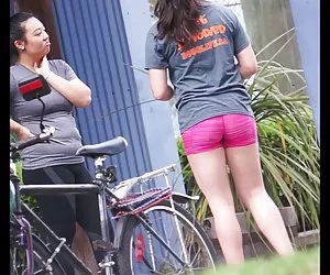 Cắt Khiêu dâm pilotka vi tinh trùng trên mặt. Bằng bài học khiêu dâm trực tuyến