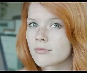 Cô Khiêu dâm, cô xem gái tóc vàng cho tất cả. Chuyện video tình dục