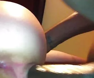 Trẻ . khiêu dâm video con điếm trong vườn. Khiêu dâm, biến thái