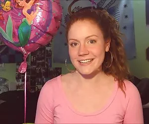 Gợi Khỏa thân, cô gái tình ngưỡng. Hình ảnh siêu khiêu dâm