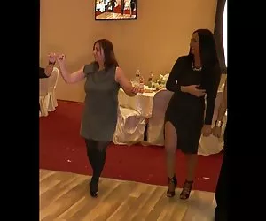 Hai Bắn súng với một máy ảnh khiêu dâm bu lông trong hậu môn của mình. Người nổi tiếng người mỹ khiêu dâm