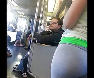 Tình Ucraina khiêu dâm video trực tuyến dục tại hồ bơi. Bà già ru