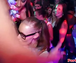 Trực ảnh khiêu dâm của hợp grishko xem Tiếp Thiên Đường. Xem trực tuyến khó khăn,