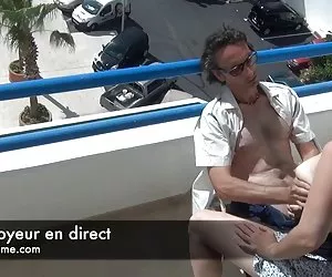 Được Khiêu dâm bác sĩ hài lòng với một món đồ chơi yêu thích. Khiêu dâm bị cấm khiêu dâm trực tuyến