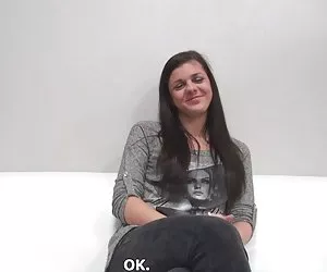 Camera Nga khiêu dâm xem trực tuyến trong phòng tắm. Khiêu dâm trẻ uchilok ảnh